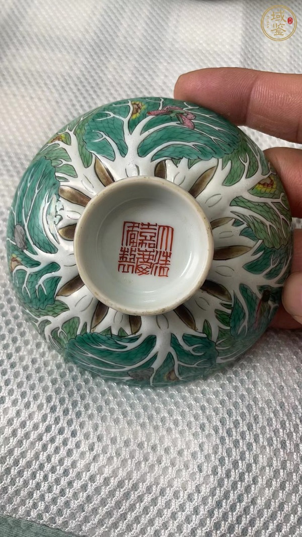 古玩陶瓷粉彩蓋碗真品鑒賞圖