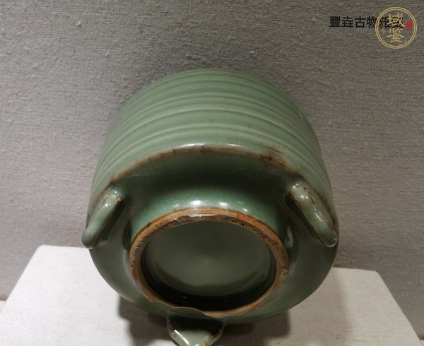 古玩陶瓷日本回流龍泉窯三足爐真品鑒賞圖