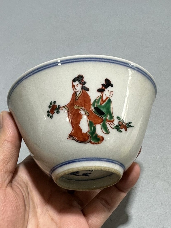古玩陶瓷鄰國·仕女人物茶盞拍賣,當前價格996元