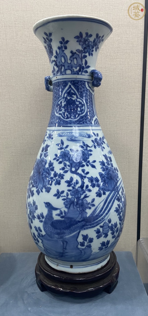 古玩陶瓷需上手，明晚期青花花鳥紋雙耳瓶真品鑒賞圖