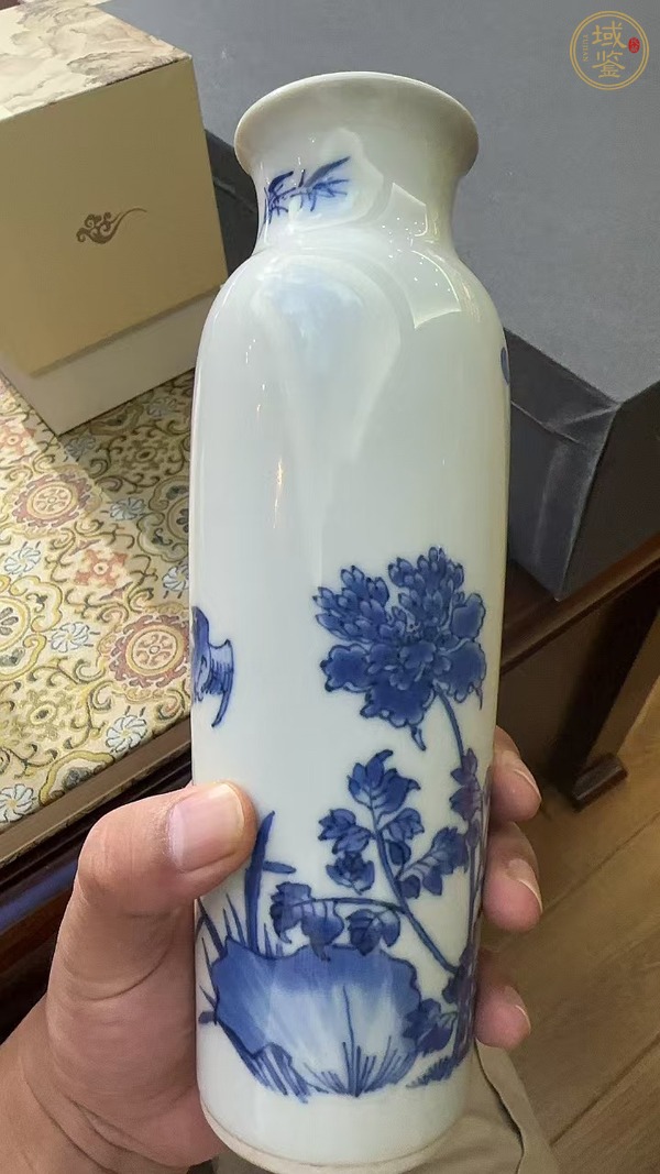 古玩陶瓷青花花鳥紋筒瓶真品鑒賞圖