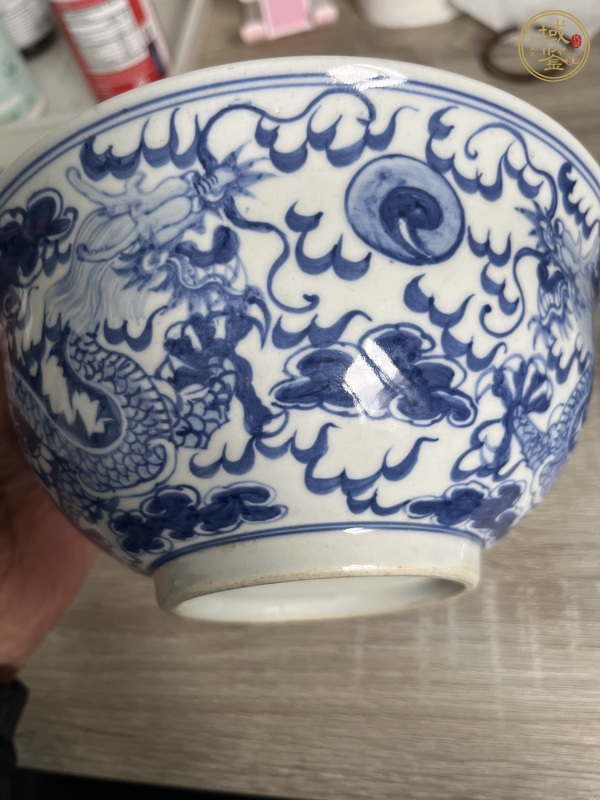 古玩陶瓷青花龍紋蓋碗真品鑒賞圖