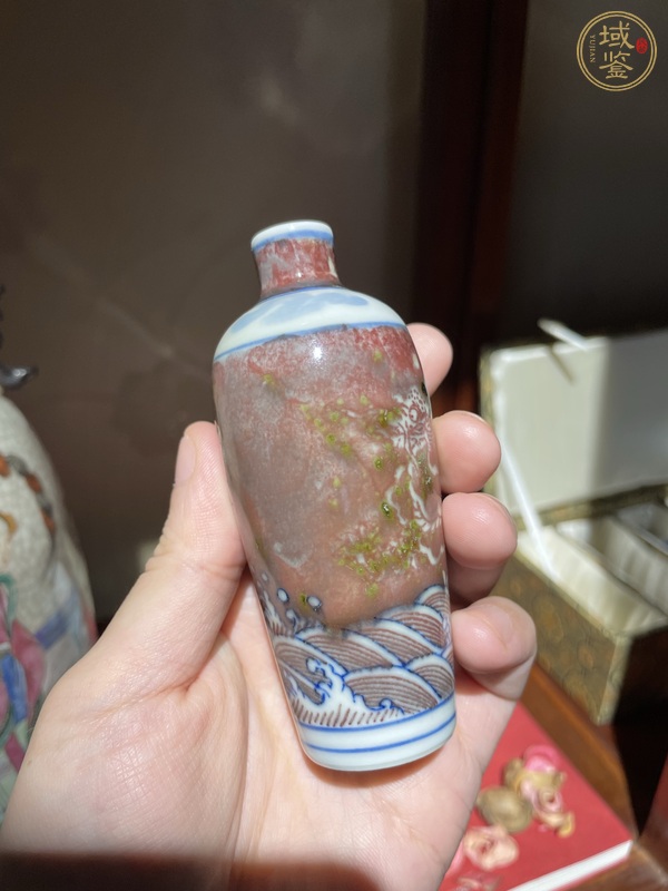 古玩陶瓷青花釉里紅鼻煙壺真品鑒賞圖