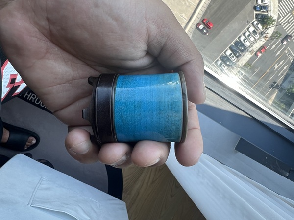 古玩轉賣孔雀藍小筆筒拍賣，當前價格178元