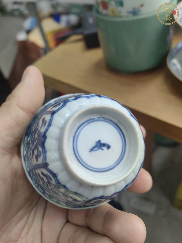 古玩陶瓷青花杯真品鑒賞圖