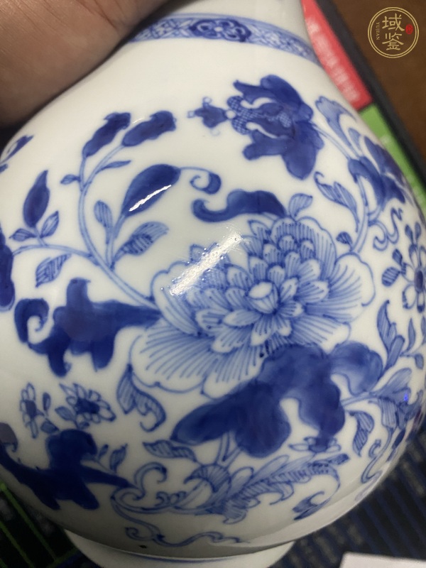 古玩陶瓷青花花卉紋蒜頭瓶真品鑒賞圖