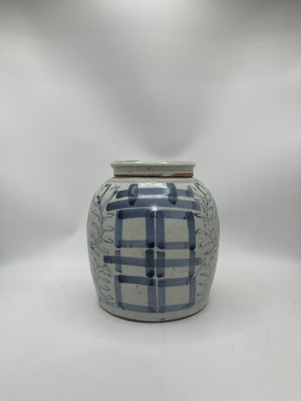 古玩陶瓷清青花花卉紋喜字罐拍賣,當前價格880元