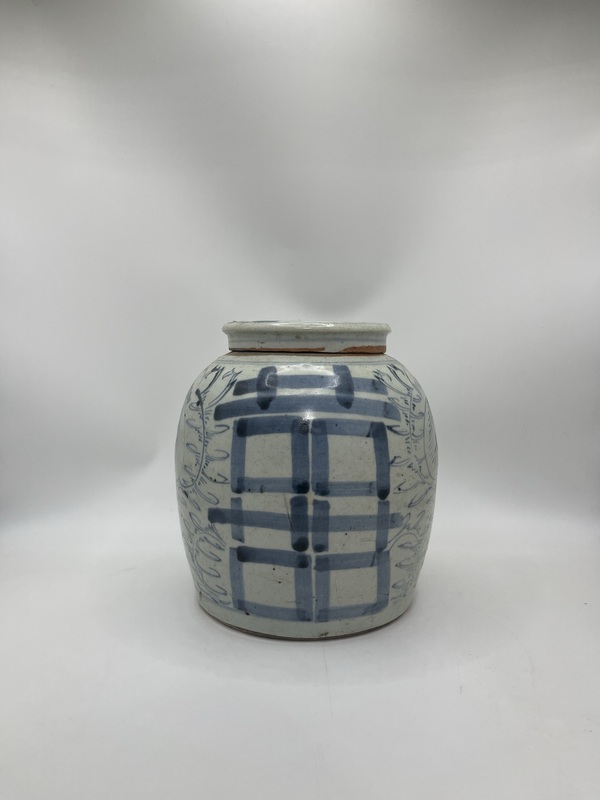 古玩陶瓷清青花花卉紋喜字罐拍賣,當前價格880元