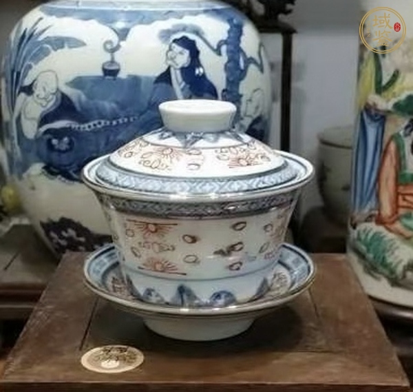 古玩陶瓷青花加彩花卉紋玲瓏瓷蓋碗真品鑒賞圖