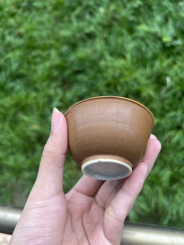 古玩陶瓷外醬釉內(nèi)青花花卉紋盤拍賣,當(dāng)前價格4888元