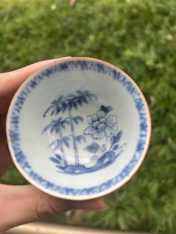 古玩陶瓷外醬釉內(nèi)青花花卉紋盤拍賣,當(dāng)前價格4888元