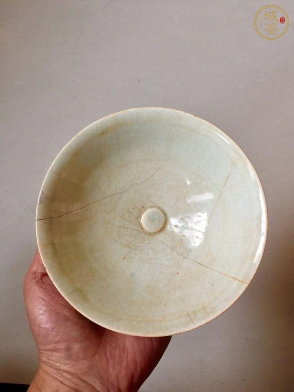 古玩陶瓷湖田窯仰蓮紋茶盞真品鑒賞圖