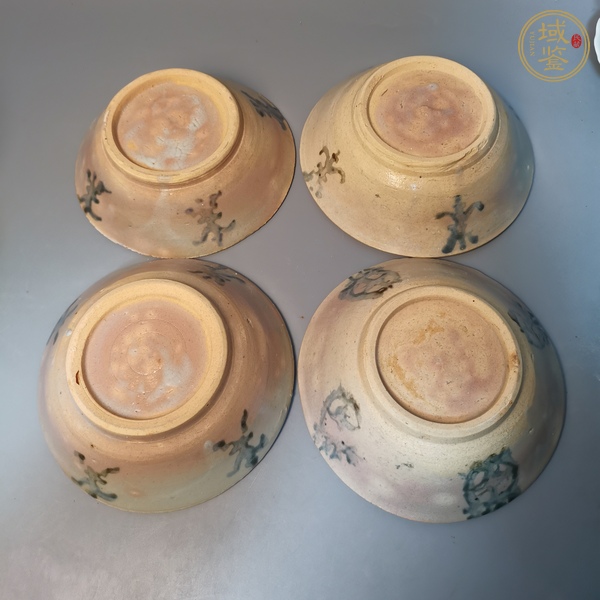 古玩陶瓷龍泉青瓷青花茶碗真品鑒賞圖