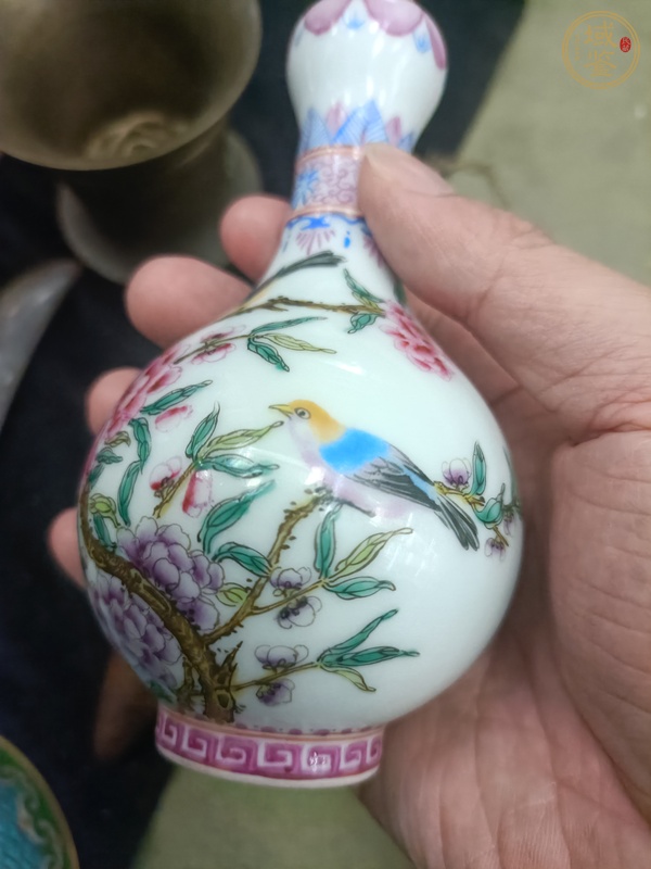 古玩陶瓷花鳥(niǎo)紋蒜頭瓶真品鑒賞圖