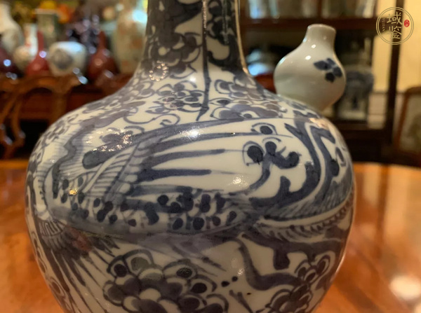 古玩陶瓷青花鳳穿牡丹紋軍持真品鑒賞圖