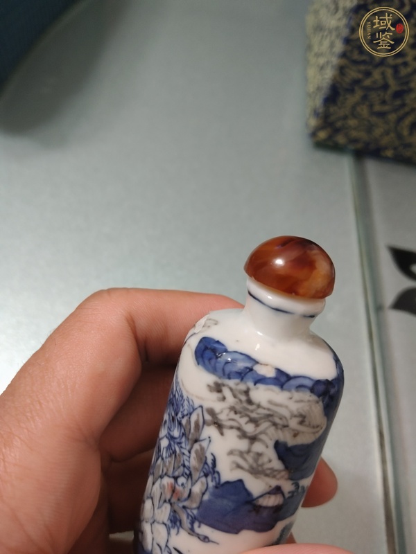 古玩陶瓷青花釉里紅十二生肖鼻煙壺真品鑒賞圖