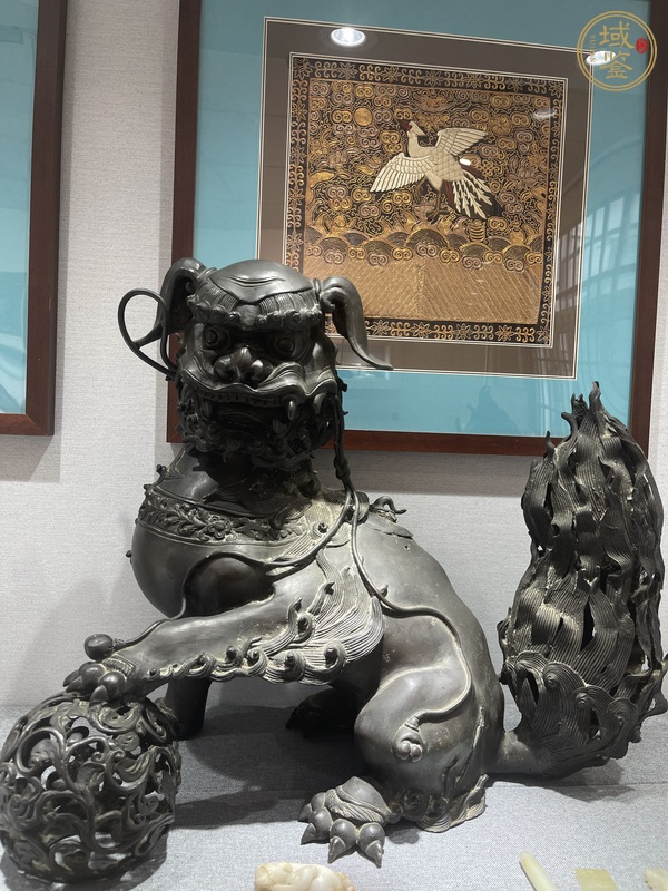 古玩銅器清代銅獅香薰真品鑒賞圖