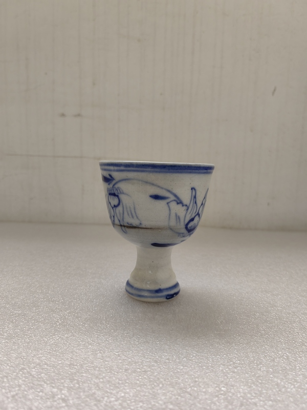 古玩陶瓷青花花卉紋高足杯拍賣,當(dāng)前價(jià)格580元