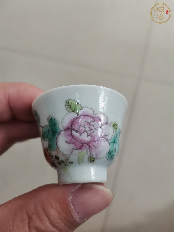 古玩陶瓷粉彩花卉紋杯一對真品鑒賞圖