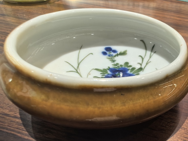 古玩陶瓷外紫金釉內彩繪花卉紋鏜鑼洗拍賣,當前價格2900元