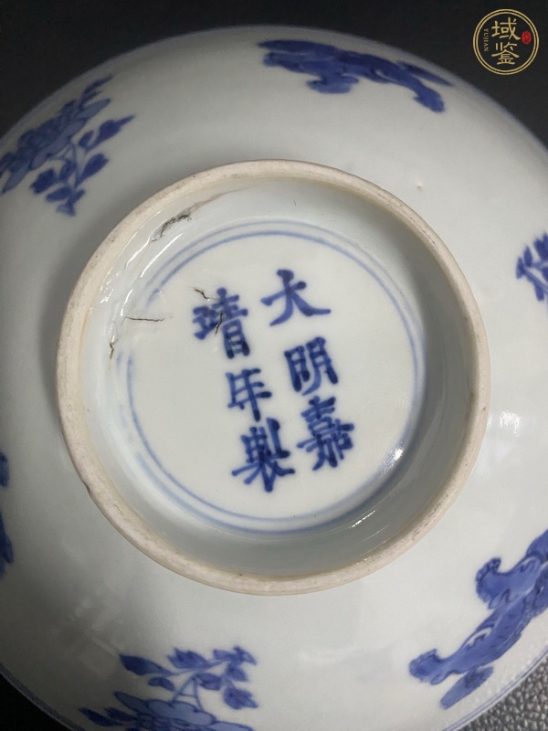 古玩陶瓷青花獅子花紋碗真品鑒賞圖