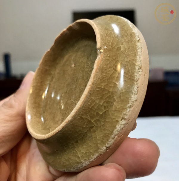 古玩陶瓷龍泉青瓷黃釉雙魚(yú)洗標(biāo)本真品鑒賞圖