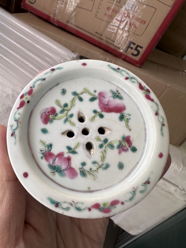 古玩陶瓷粉彩麒麟送子刨花缸拍賣,當前價格1500元