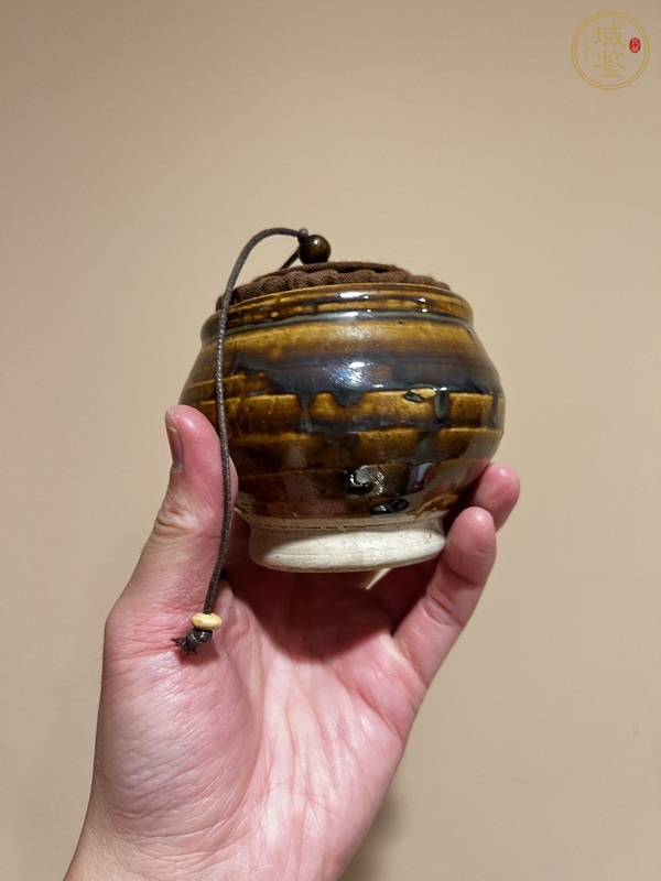 古玩陶瓷褐釉茶入真品鑒賞圖