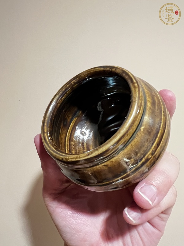 古玩陶瓷褐釉茶入真品鑒賞圖