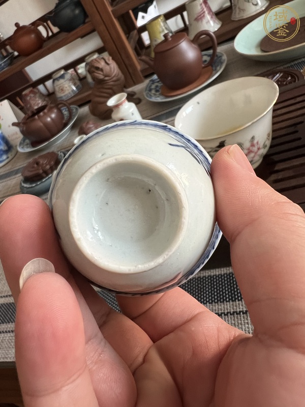 古玩陶瓷青花花卉紋杯真品鑒賞圖