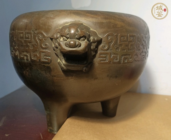 古玩銅器仿古三足獅耳爐真品鑒賞圖