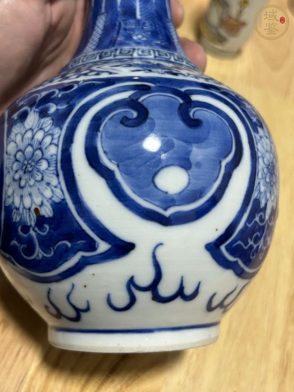 古玩陶瓷青花賞瓶真品鑒賞圖