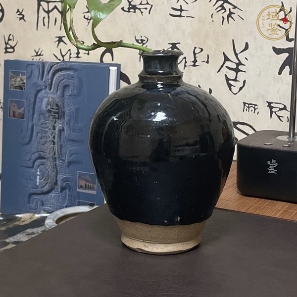 古玩陶瓷磁州窯黑釉梅瓶真品鑒賞圖