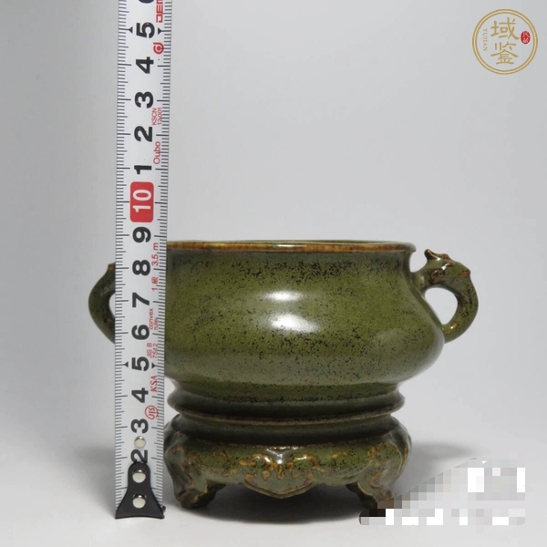 古玩陶瓷創(chuàng)匯期茶葉末釉雙耳香爐真品鑒賞圖