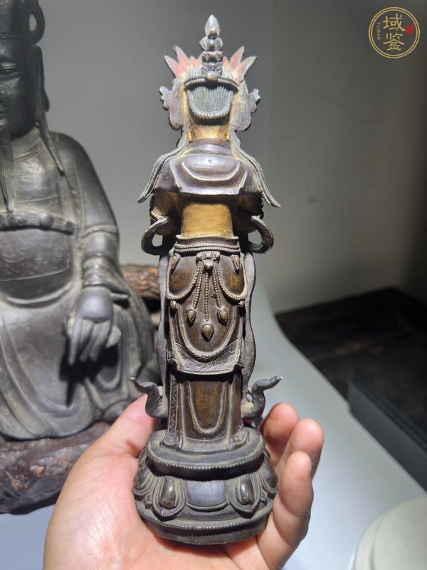 古玩銅器菩薩造像真品鑒賞圖