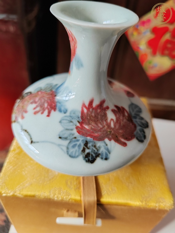 古玩陶瓷青花釉里紅荸薺瓶真品鑒賞圖