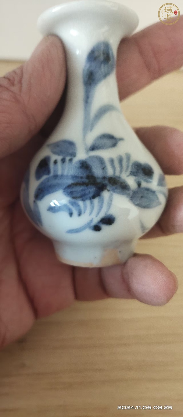 古玩陶瓷青花花卉紋小玉壺春瓶 真品鑒賞圖