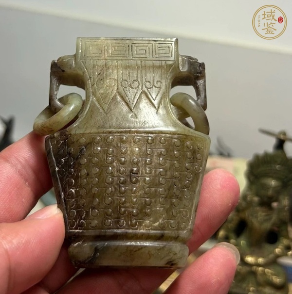 古玩玉器帶工玉瓶真品鑒賞圖