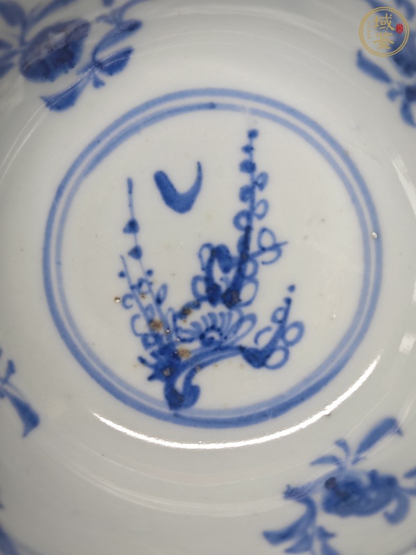 古玩陶瓷青花月影梅紋茶碗真品鑒賞圖