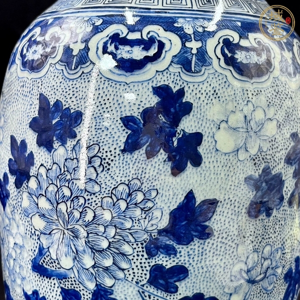 古玩陶瓷清光緒 青花花卉紋大瓶真品鑒賞圖