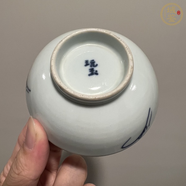 古玩陶瓷青花花卉紋盤真品鑒賞圖