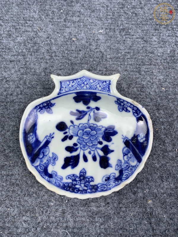 古玩陶瓷青花花卉紋貝殼盤真品鑒賞圖