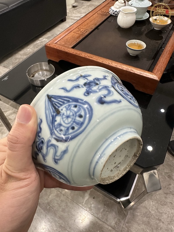 古玩陶瓷青花花卉紋碗真品鑒賞圖