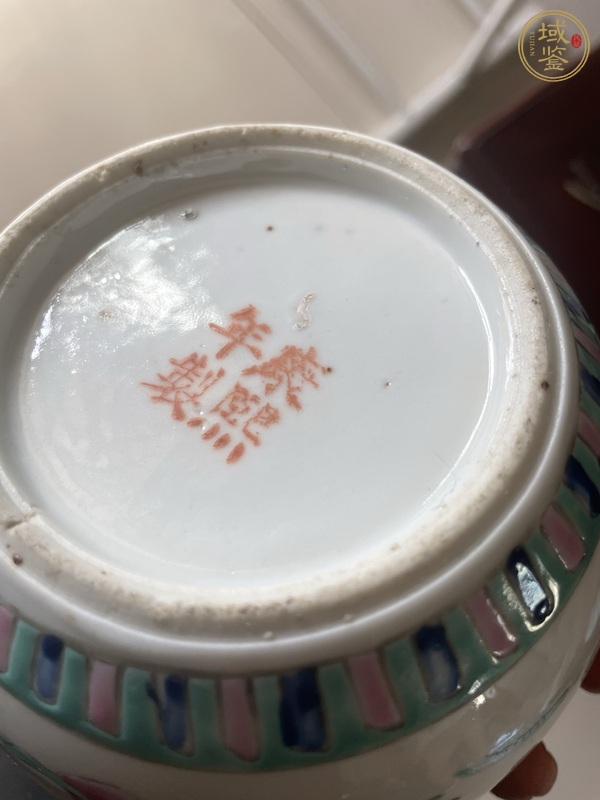 古玩陶瓷粉彩蓋罐真品鑒賞圖