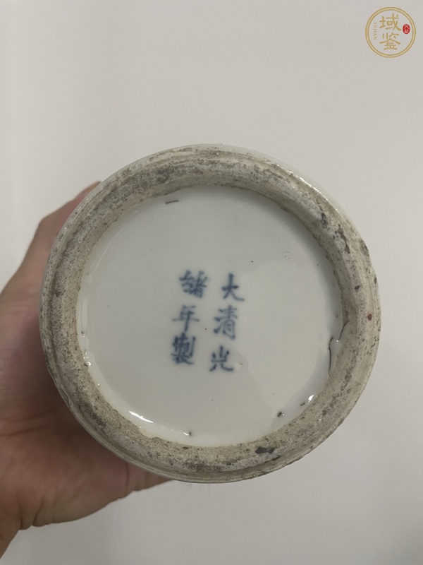 古玩陶瓷粉彩三羊開(kāi)泰雙耳尊真品鑒賞圖