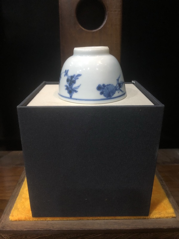 古玩陶瓷（精品品茗杯）清早-康熙-梅花紋-青花品茗杯拍賣，當(dāng)前價(jià)格952元