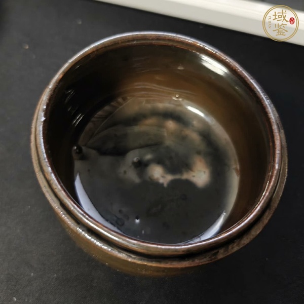 古玩陶瓷燕川窯褐釉茶入真品鑒賞圖