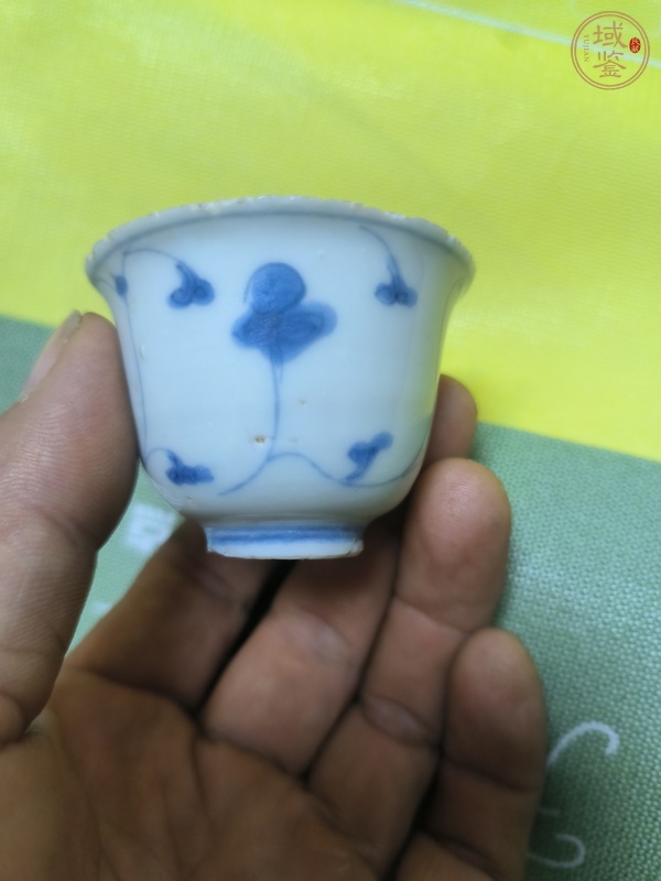 古玩陶瓷青花杯真品鑒賞圖