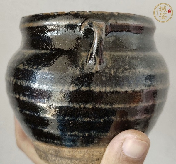 古玩陶瓷燕川窯窯變黑釉弦紋雙耳茶入真品鑒賞圖