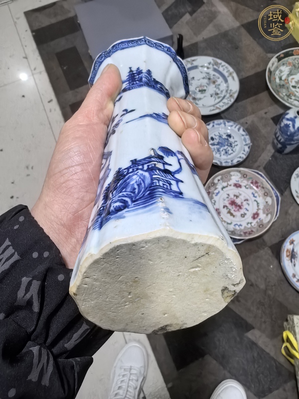 古玩陶瓷青花山水樓閣紋海棠花觚真品鑒賞圖